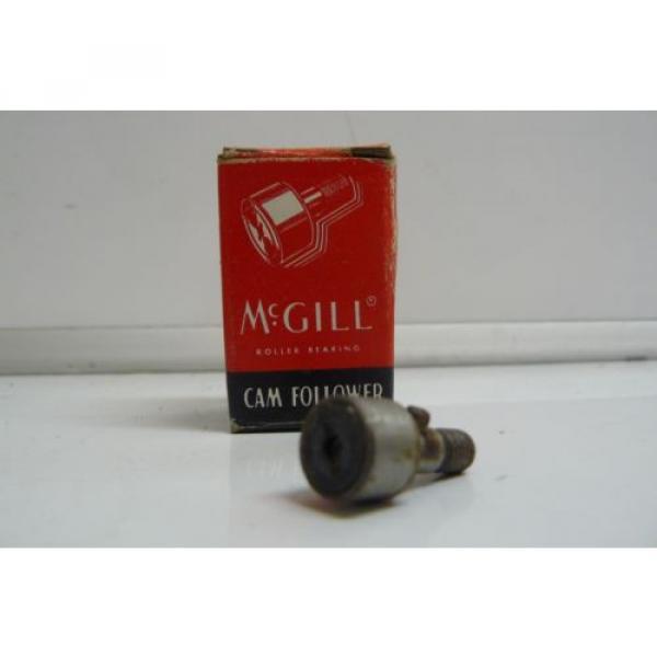 NEW MCGILL CAMROL CFH-1/2 CAM FOLLOWER HEAVY STUD HEX HOLE UNSEALED BEARING #4 image